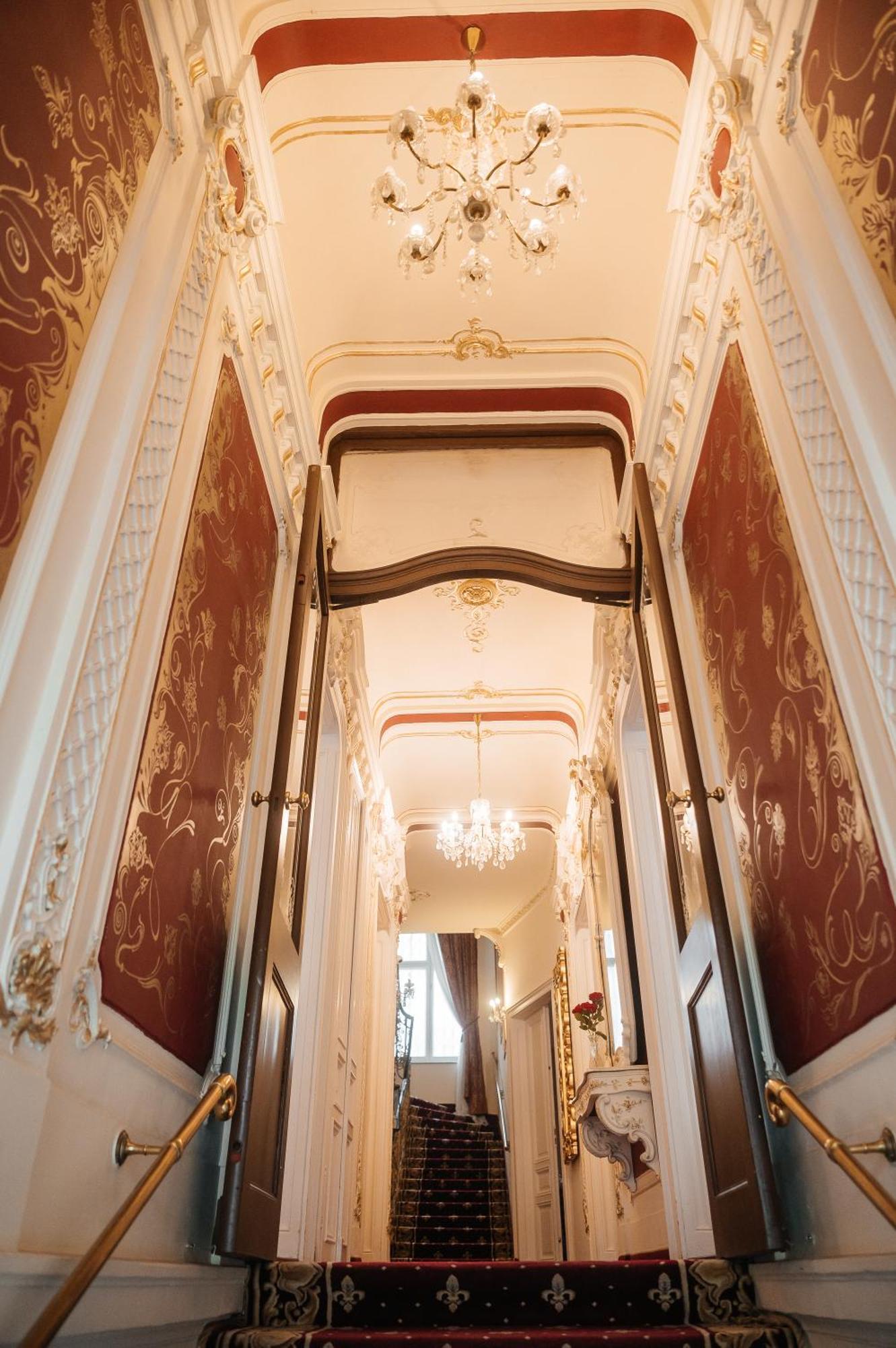 Alisa Hotel Karlovy Vary Exterior foto